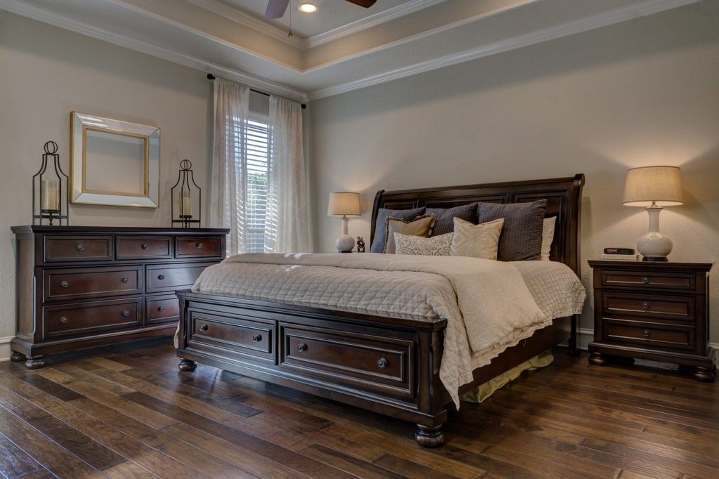 Bedroom Real Estate Interior Design  - shadowfirearts / Pixabay
